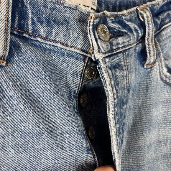 Abercrombie & Fitch The Dad High Rise Straight Leg Jeans Size 26 2 Medium Wash - Picture 3 of 8